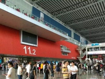 廣州翻譯服務(wù) 專(zhuān)業(yè)口譯與筆譯，連接世界的橋梁